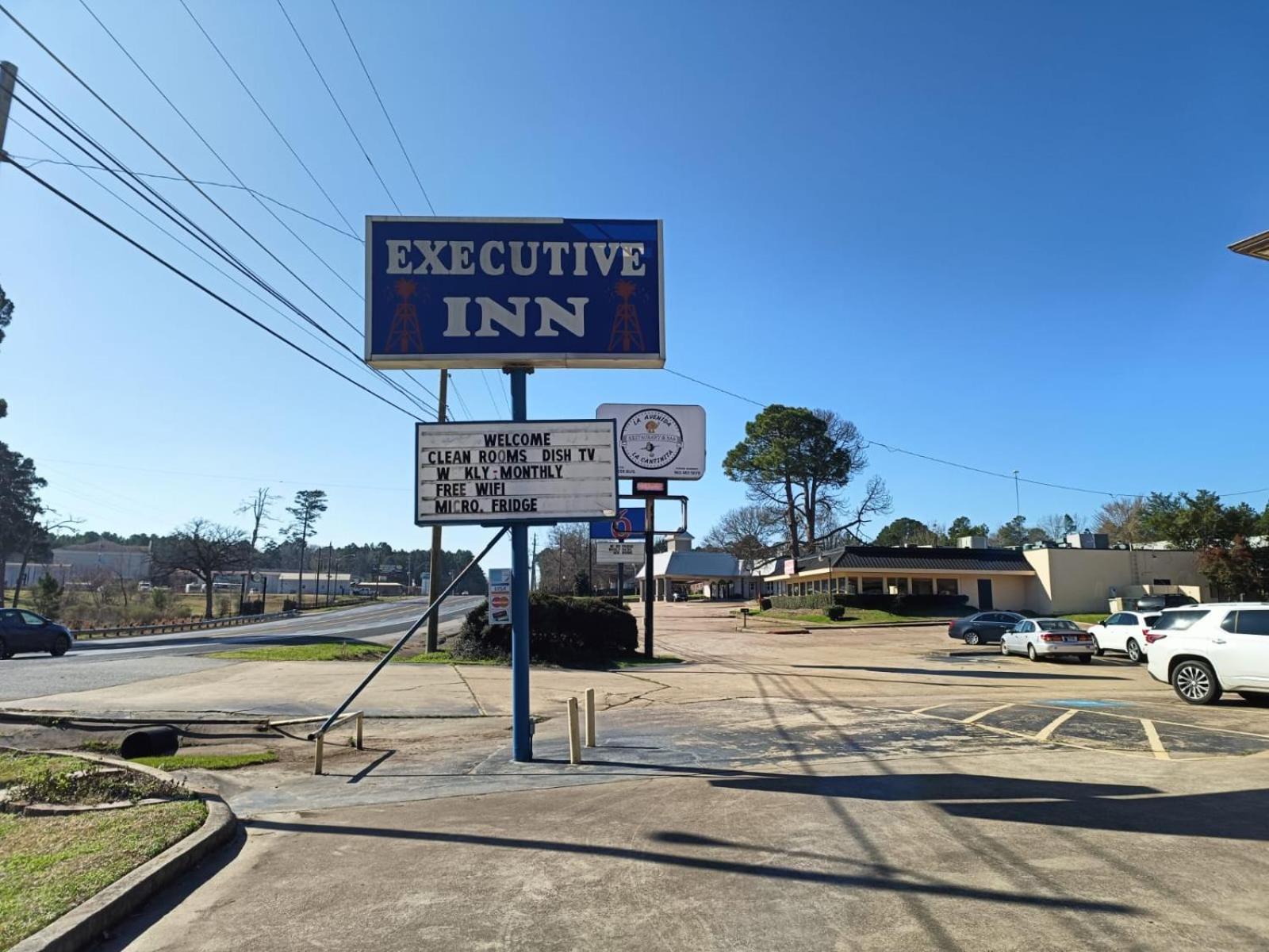 Executive Inn By Oyo Kilgore North Extérieur photo